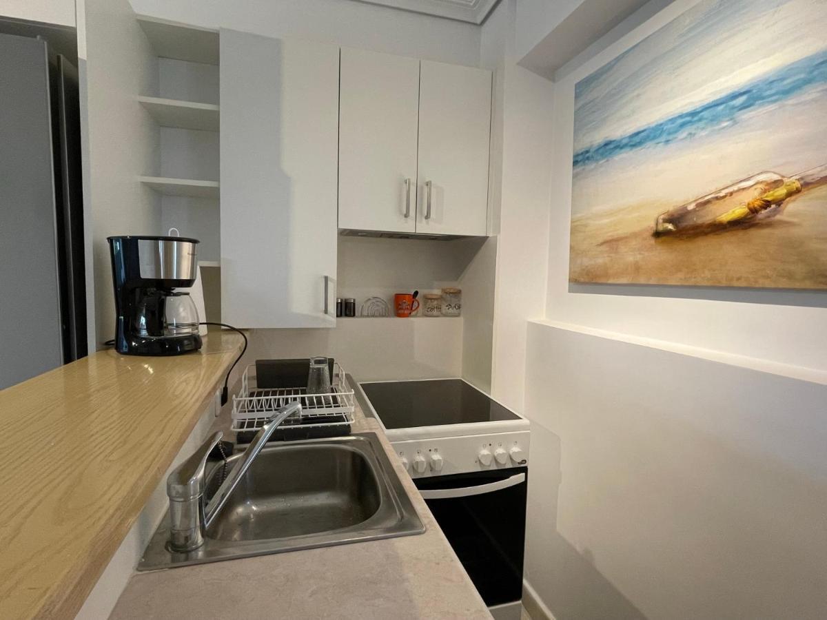Kalimera Alimos Apartment Атина Екстериор снимка